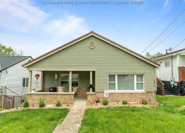 Property at 2258 Curtis Ave, Saint Albans, WV 25177, 3 beds, 1 bath