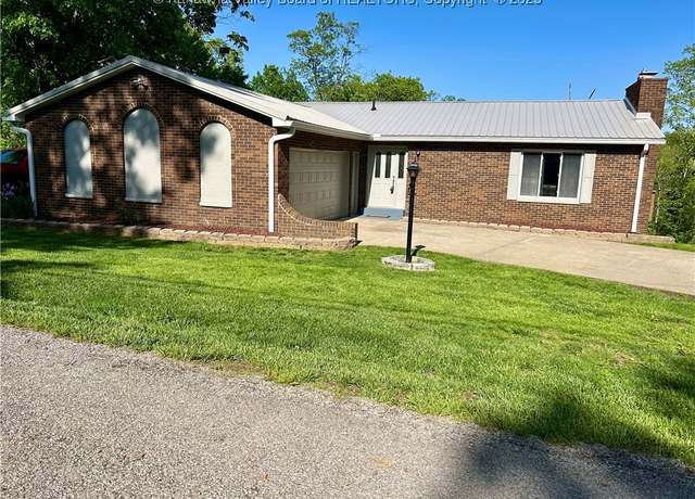 Property at 486 Woodland Acres Dr, Ripley, WV 25271, 3 beds, 2.5 baths