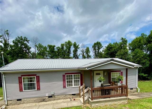 Property at 382 Midway Acres Dr, Ripley, WV 25271, 3 beds, 2 baths