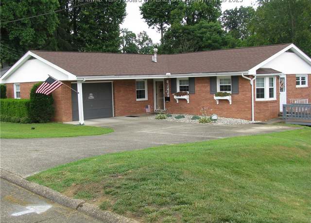 Property at 2727 Kincaid Dr, Saint Albans, WV 25177, 4 beds, 2.5 baths