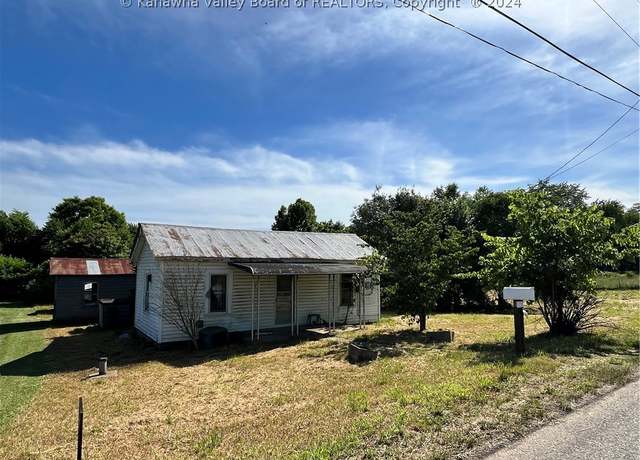 Property at 687 Lucas Ln, Point Pleasant, WV 25550, 1 bed, 1 bath
