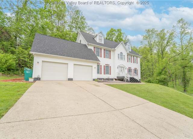Property at 3 Guy Ln, Cross Lanes, WV 25313, 5 beds, 3.5 baths