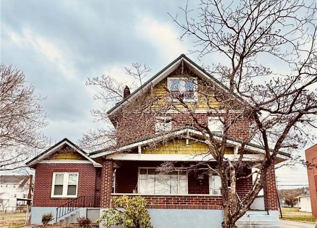 Property at 1333 Myers Ave, Dunbar, WV 25064, 4 beds, 3 baths