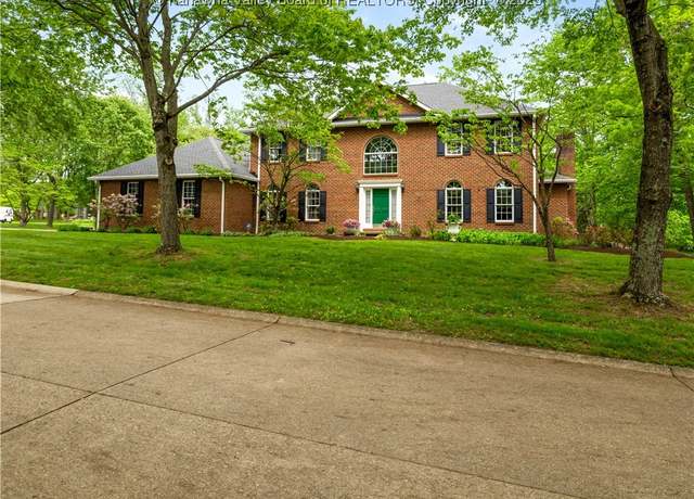 Property at 14 Woodclyffe Rd, Hurricane, WV 25526, 4 beds, 3.5 baths