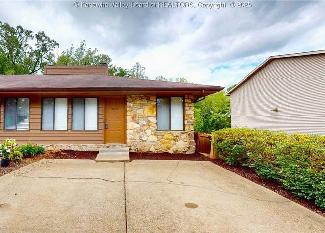 Property at 6046 East Pea Ridge Rd, Huntington, WV 25705, 2 beds, 1.5 baths