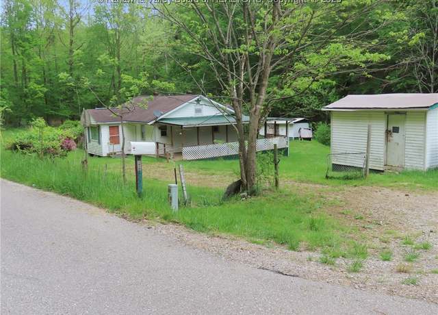 Property at 2411 Leatherwood Rd, Clendenin, WV 25045, 2 beds, 1 bath
