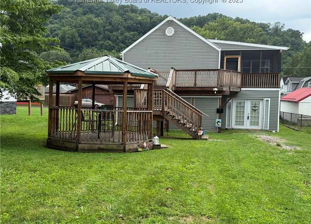 Property at 5309 Venable Ave SE, Charleston, WV 25304, 3 beds, 2 baths