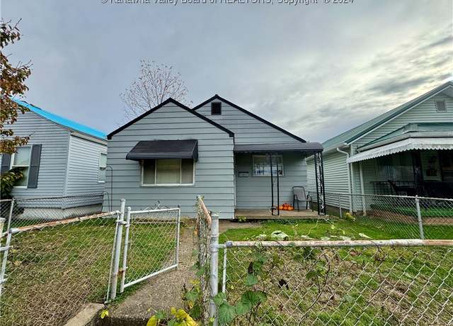 Property at 5017 Kentucky St, South Charleston, WV 25309, 3 beds, 1 bath