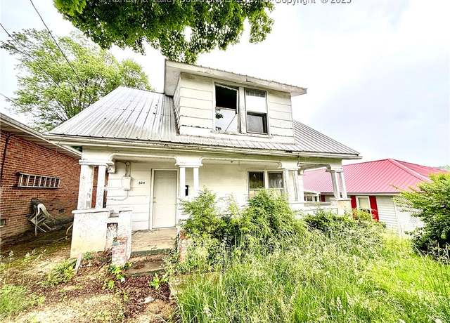 Property at 324 High School Ave, Hurricane, WV 25526, 2 beds, 1 bath