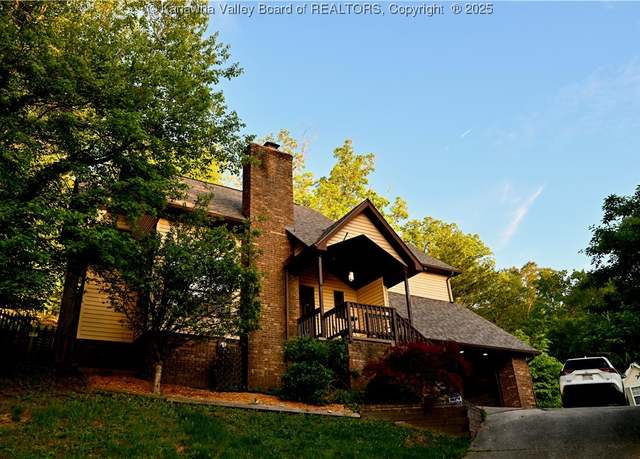 Property at 5427 Hillbrook Dr, Charleston, WV 25313, 3 beds, 2.5 baths