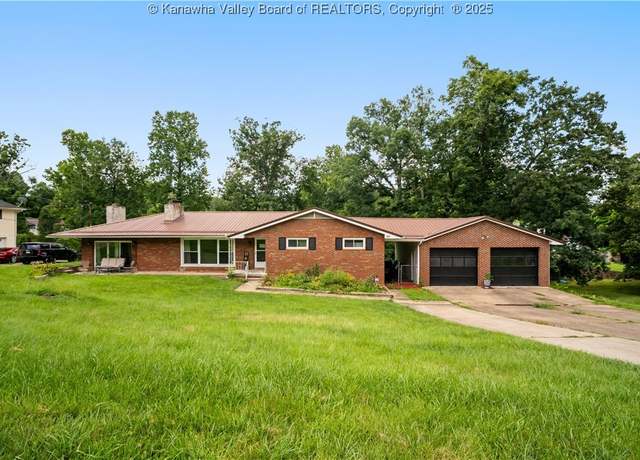 Property at 60 Spooner Dr, Nitro, WV 25143, 4 beds, 2.5 baths