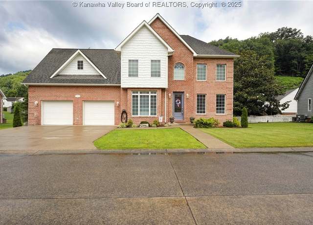 Property at 608 River Downs Dr, Logan, WV 25601, 3 beds, 2.5 baths