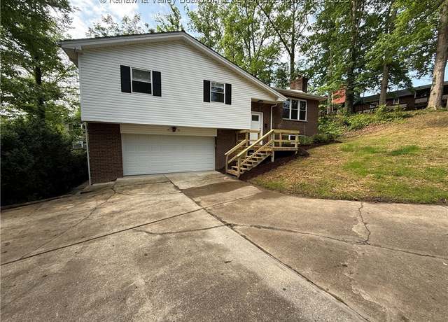 Property at 2 Stephanie Ln, Saint Albans, WV 25177, 3 beds, 2 baths