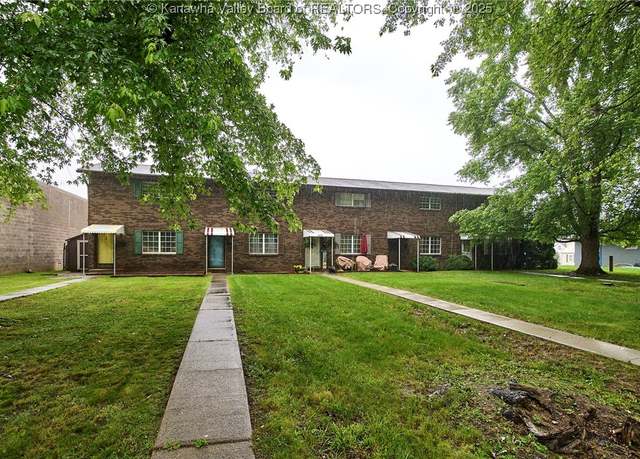 Property at 121 1st Ave, South Charleston, WV 25303, 2 beds, 1 bath