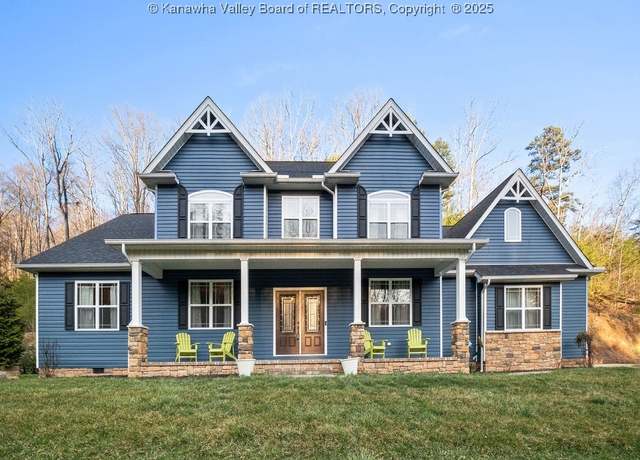 Property at 442 Beacon St, Winfield, WV 25213, 4 beds, 3.5 baths