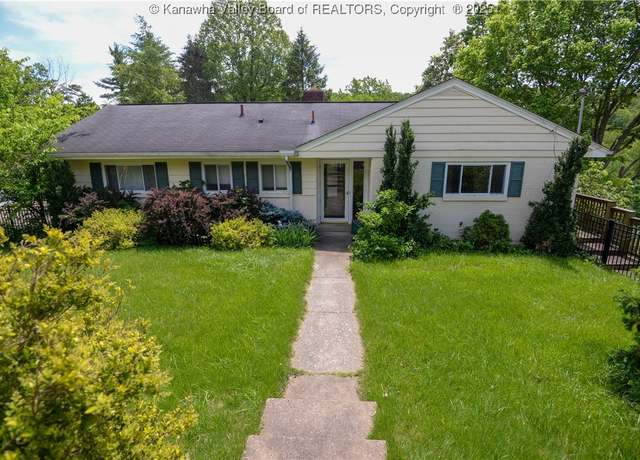 Property at 1526 Autumn Rd, Charleston, WV 25314, 4 beds, 2.5 baths