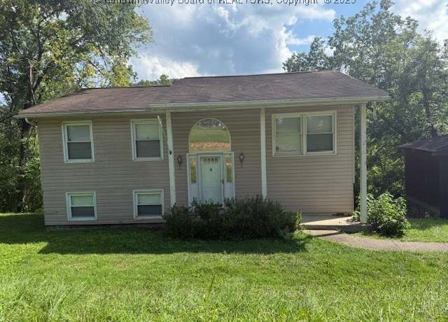 Property at 1103 Jefferson St SE, St Albans, WV 25177, 3 beds, 2 baths