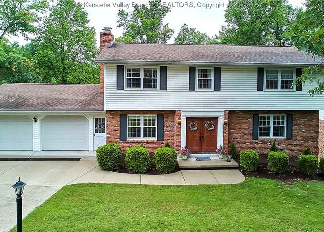 Property at 1973 Parkwood Rd, Charleston, WV 25314, 5 beds, 3.5 baths
