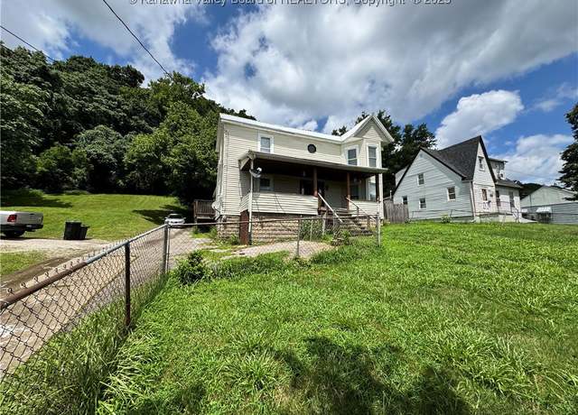 Property at 3516 Washington St W, Charleston, WV 25387, 3 beds, 1.5 baths