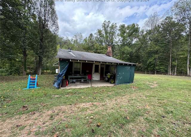 Property at 4986 Elk River Rd, Procious, WV 25164, 3 beds, 1.5 baths