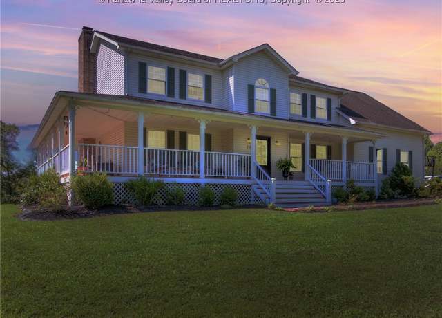 Property at 715 Deerfield Dr, Winfield, WV 25213, 4 beds, 2.5 baths