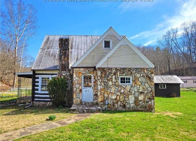 Property at 901 Green Valley Dr, Saint Albans, WV 25177, 2 beds, 2 baths