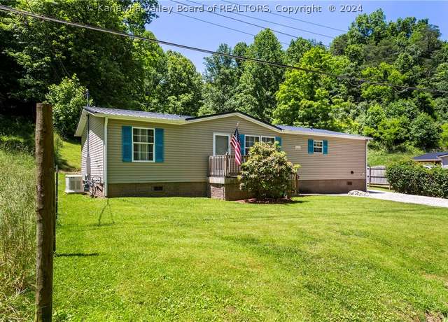 Property at 709 Waugh Branch Rd, Barboursville, WV 25504, 3 beds, 2 baths