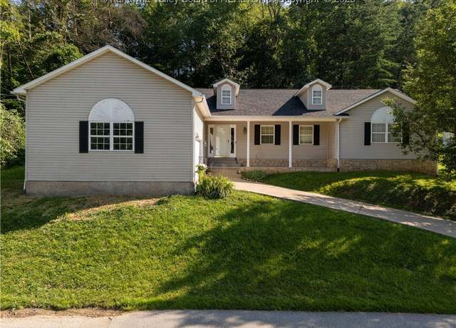 Property at 2026 Kay Neva Ln, Charleston, WV 25312, 3 beds, 2 baths