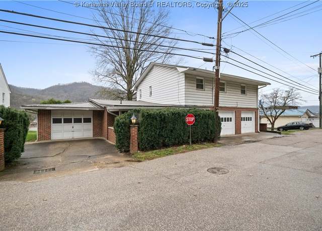 Property at 412 Midland Ave, Belle, WV 25015, 3 beds, 3.5 baths