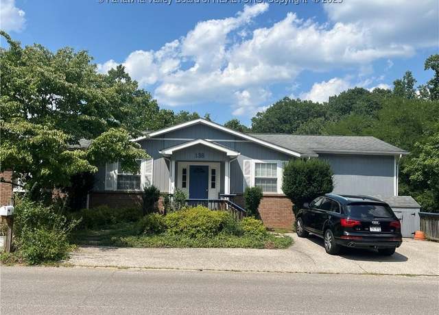 Property at 138 Woodbridge Dr, Charleston, WV 25311, 4 beds, 2.5 baths