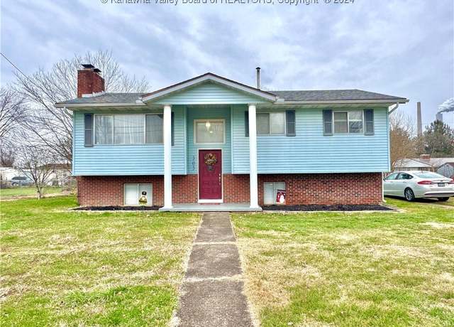 Property at 305 Grueser Ln, Point Pleasant, WV 25550, 3 beds, 1.5 baths