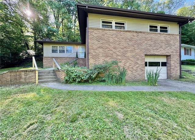 Property at 109 Valley Dr, Belle, WV 25015, 3 beds, 2 baths
