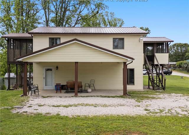 Property at 67 Poplar Dr, Scott Depot, WV 25560, 2 beds, 2 baths