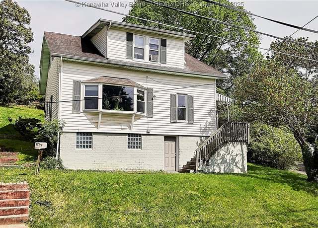 Property at 918 Greendale Dr, Charleston, WV 25302, 3 beds, 1.5 baths