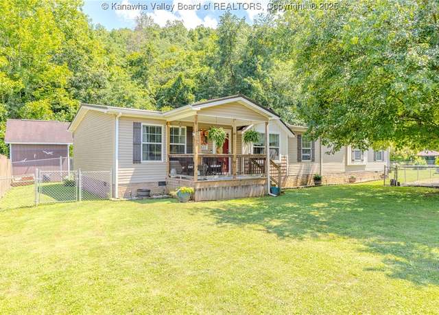 Property at 4390 Hughes Branch Rd, Huntington, WV 25701, 4 beds, 2 baths