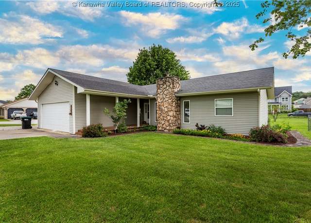 Property at 438 Sunnybrook Dr, Hurricane, WV 25526, 3 beds, 2 baths