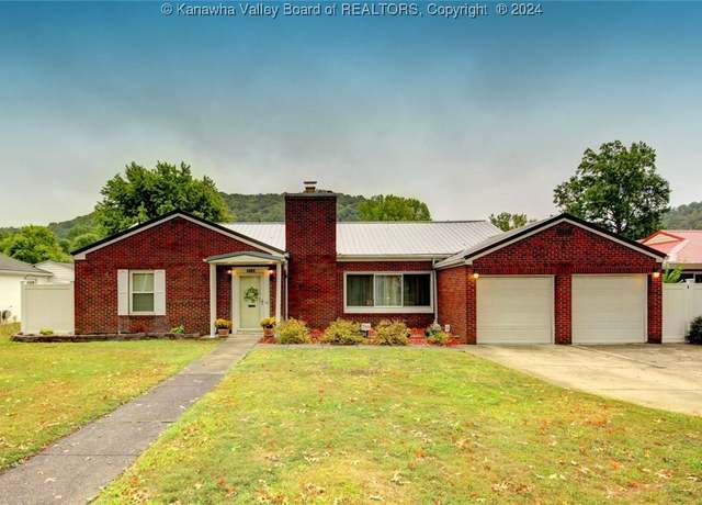 Property at 4802 Virginia Ave SE, Charleston, WV 25304, 4 beds, 3.5 baths