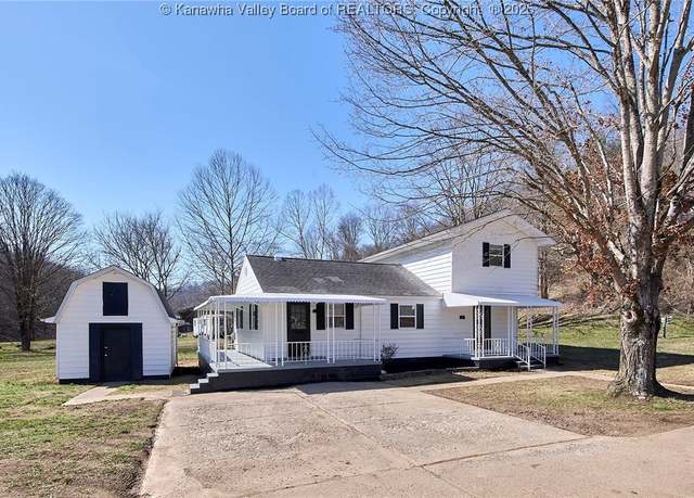 Property at 16 New Wine Ln, Charleston, WV 25312, 3 beds, 2 baths