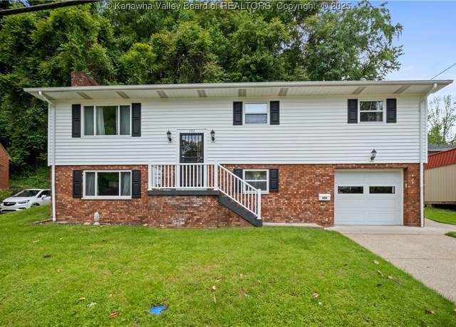Property at 402 Mountain Shadow Rd, South Charleston, WV 25303, 4 beds, 3 baths