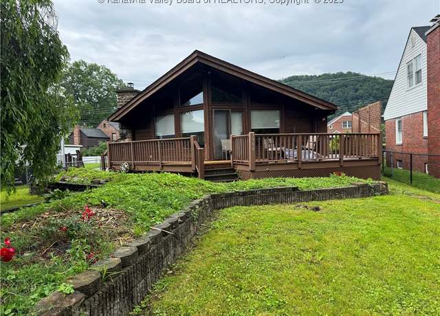 Property at 3308 Virginia Ave SE, Charleston, WV 25304, 3 beds, 2 baths