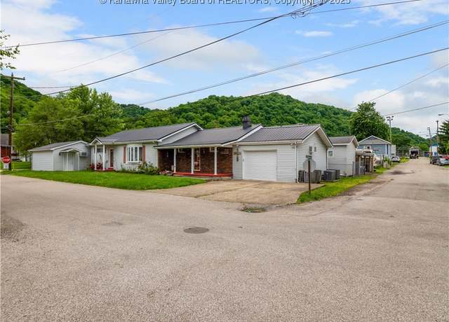 Property at 403 87th St, Marmet, WV 25315, 3 beds, 2 baths