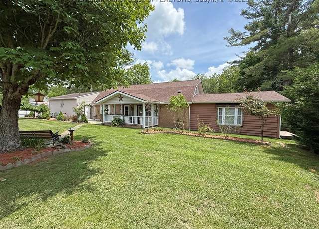 Property at 960 Grandview Rd, Daniels, WV 25832, 4 beds, 2.5 baths