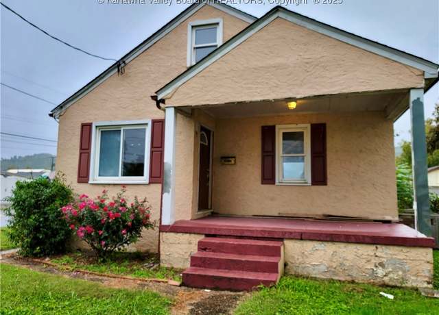 Property at 2400 Harrison Ave, Saint Albans, WV 25177