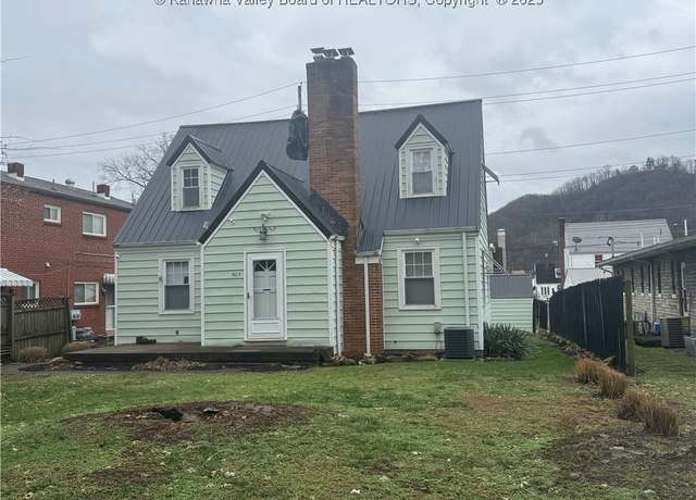 Property at 3613 Kanawha Ave SE, Charleston, WV 25304, 3 beds, 2 baths