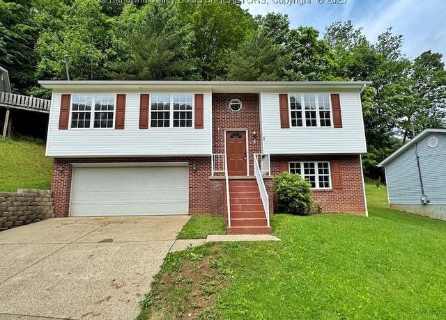 Property at 3 Samuel Ln, Saint Albans, WV 25177, 3 beds, 2.5 baths