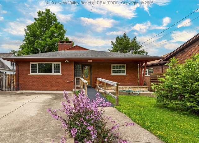 Property at 893 Poplar Rd, Charleston, WV 25302, 4 beds, 2 baths