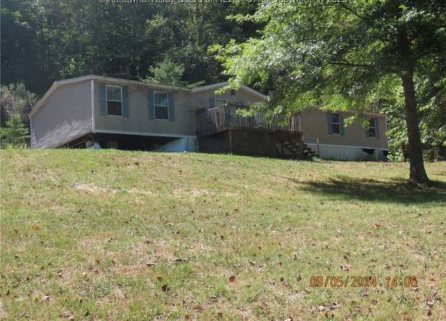 Property at 192 Washington Hill Rd, Hurricane, WV 25526, 4 beds, 2 baths