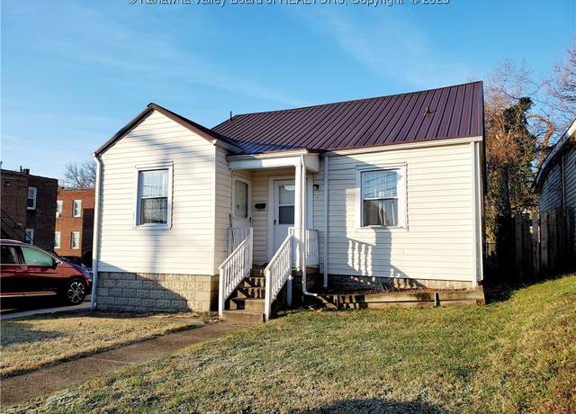 Property at 1053 14th St, Huntington, WV 25701, 3 beds, 2 baths