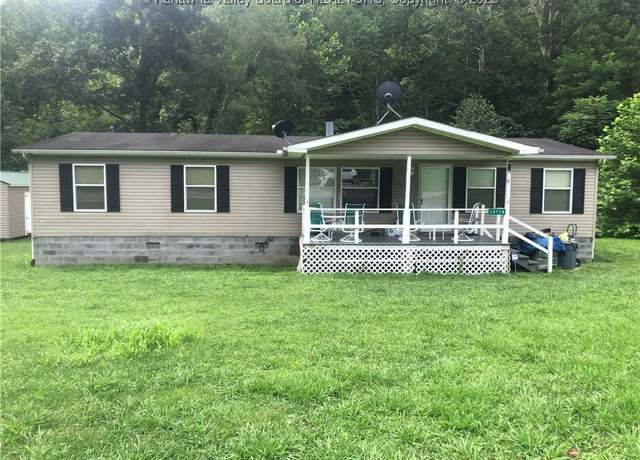 Property at 10738 Charleston Rd, Clendenin, WV 25045, 4 beds, 2 baths