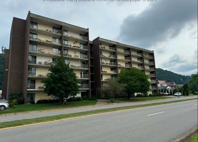 Property at 2106 Kanawha Blvd E #225, Charleston, WV 25311, 1 bed, 1 bath